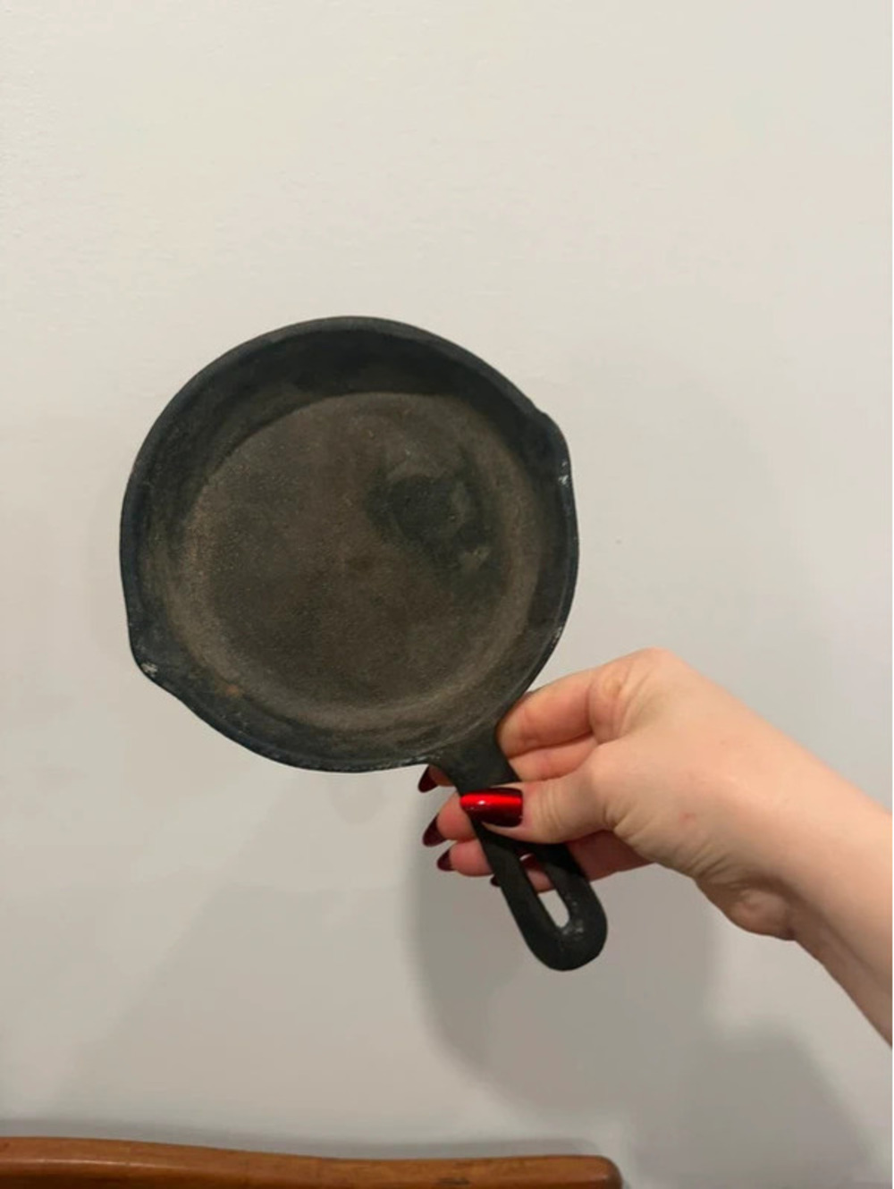 Vintage 6.5 Inch Cast Iron Skillet, Made in Taiwan, Double Spout